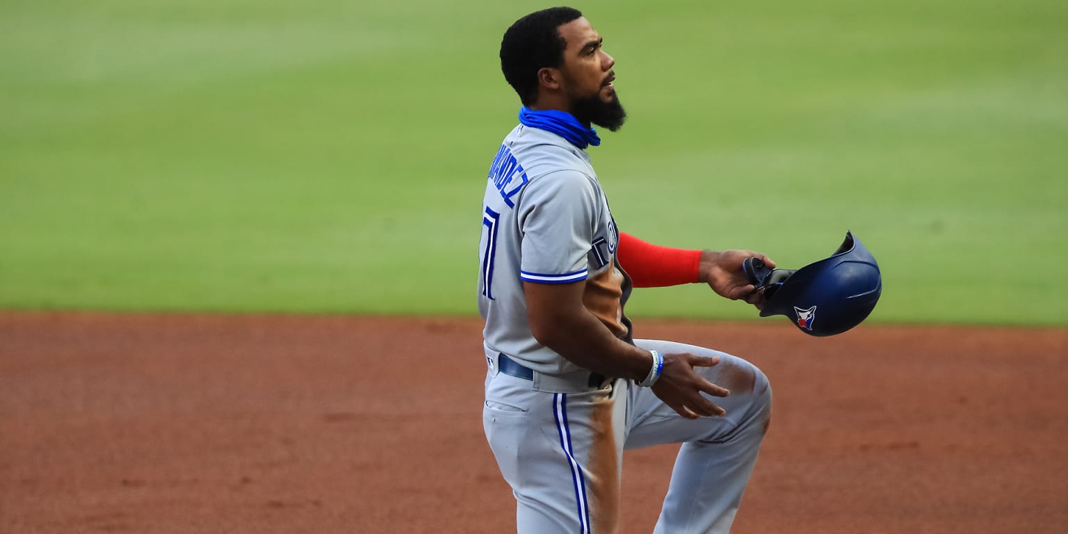 Blue Jays struggle with runners in scoring position