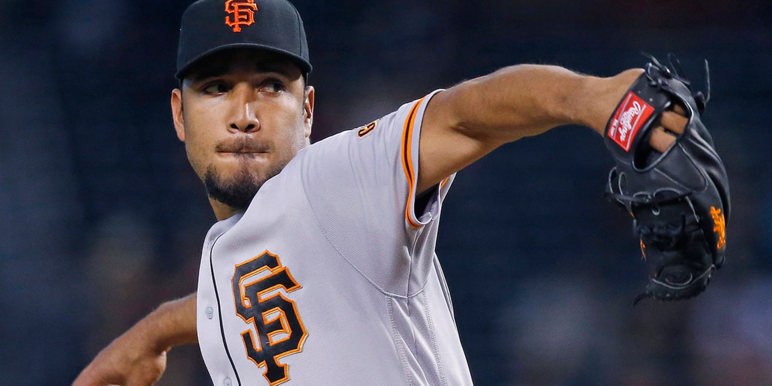 Albert Suarez, not Cain, to Giants' rotation