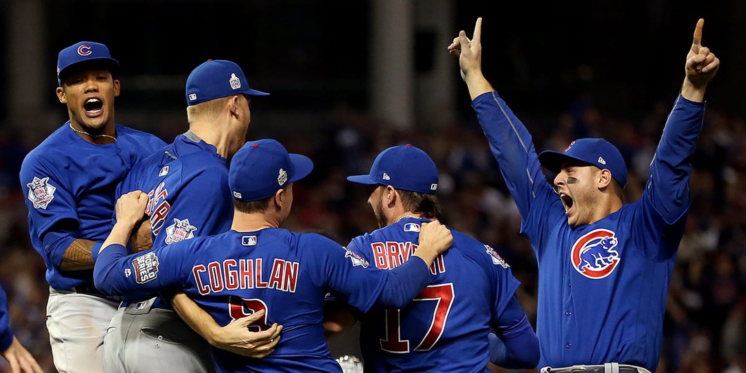 Bryant's Travis Wood takes off his shirt at Cubs rally