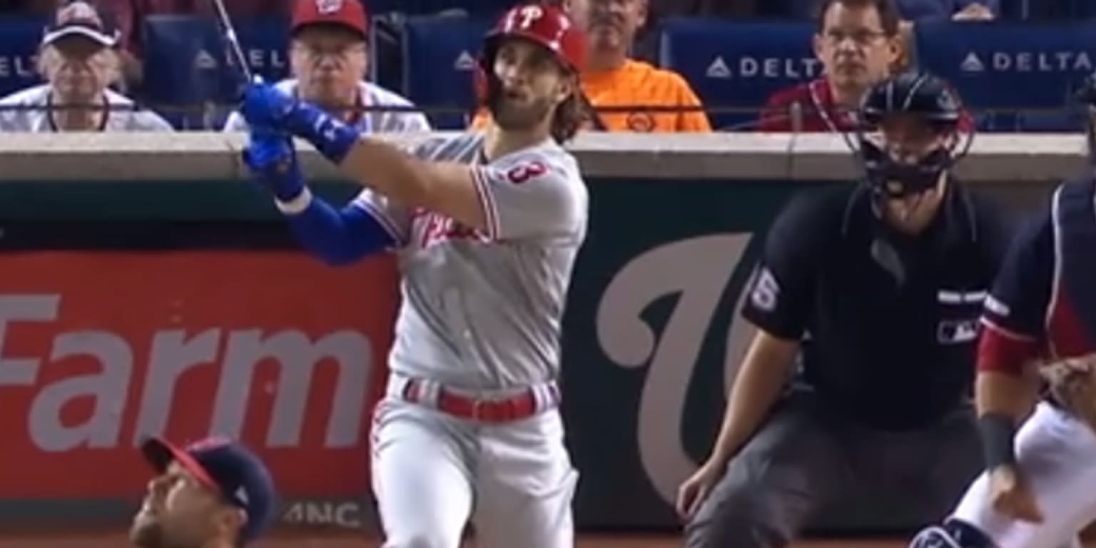 The 5 best photos from the Bryce Harper-Hunter Strickland brawl