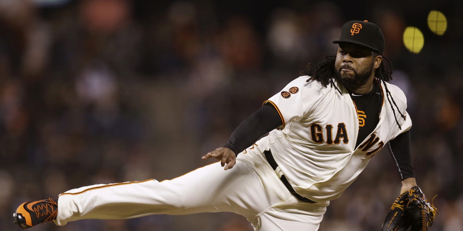 Johnny Cueto sigue en República Dominicana junto a su padre enfermo