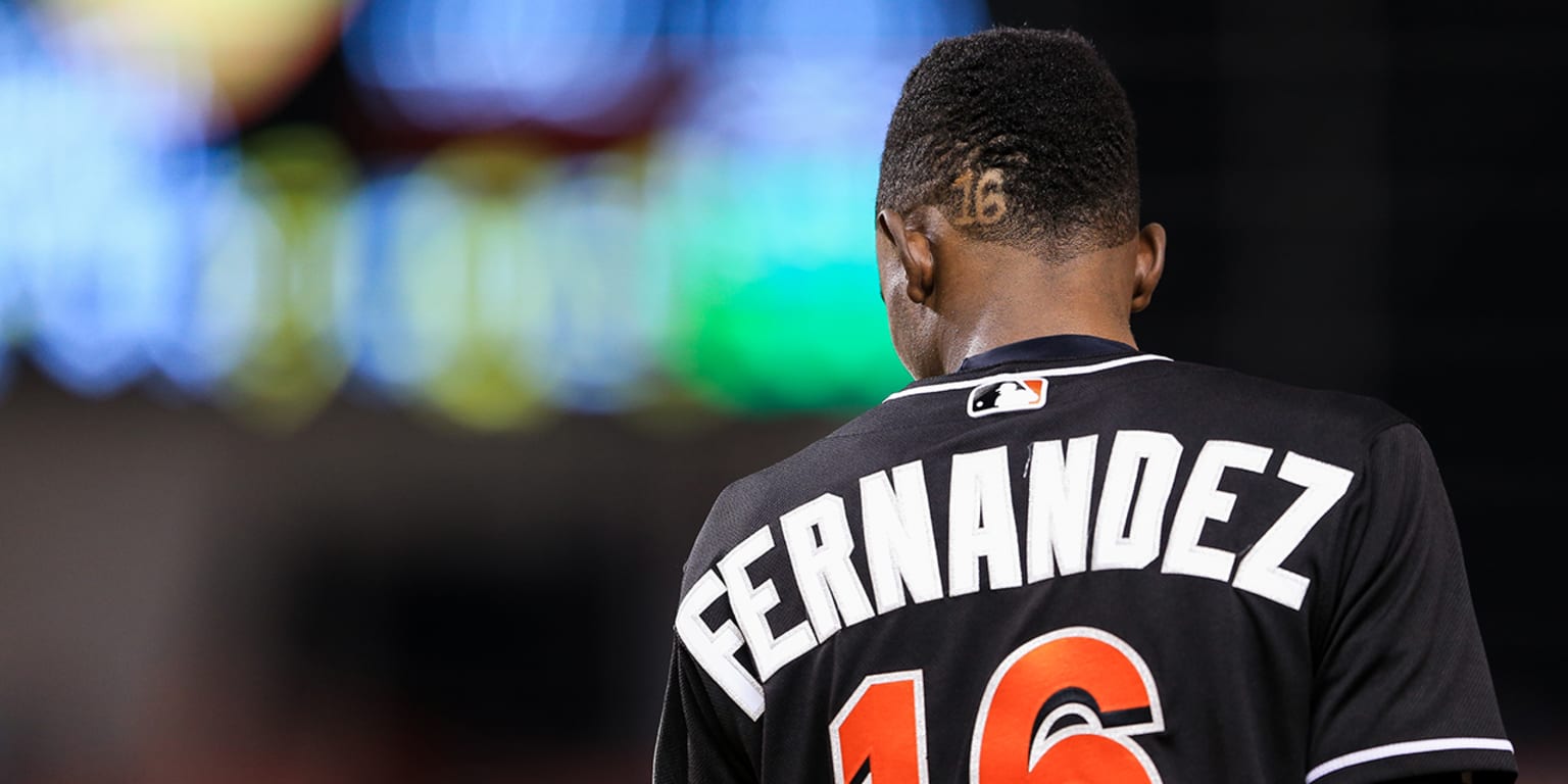 Photo gallery: Marlins fans mourn loss of Jose Fernandez, Mon., Sept. 26,  2016