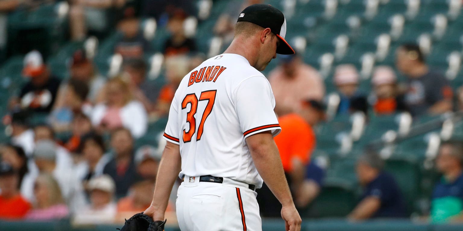 Walked by Camden Yards and Dylan Bundy is on the back of the scoreboard :  r/orioles