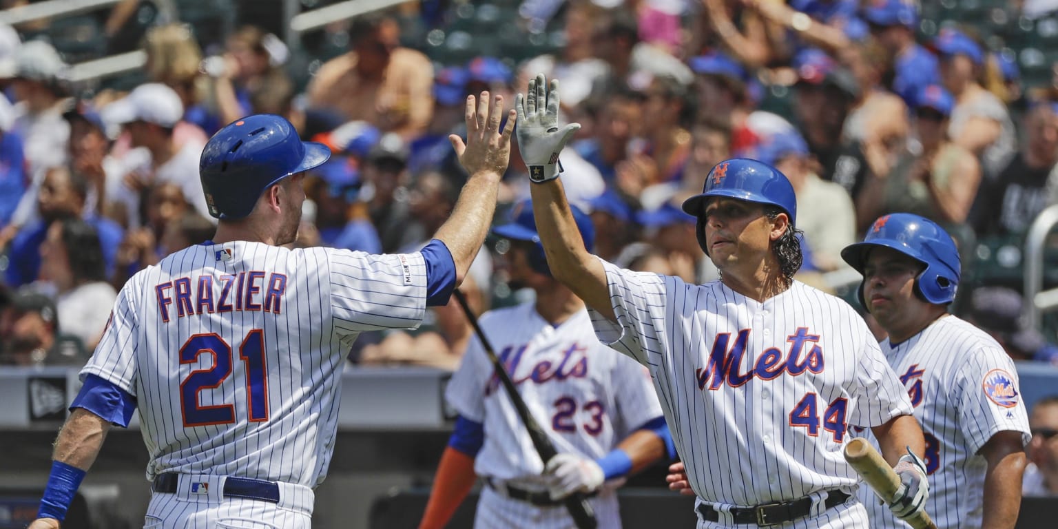 Zack Wheeler, Brodie Van Wagenen trade punches over right-hander's Mets  departure – New York Daily News