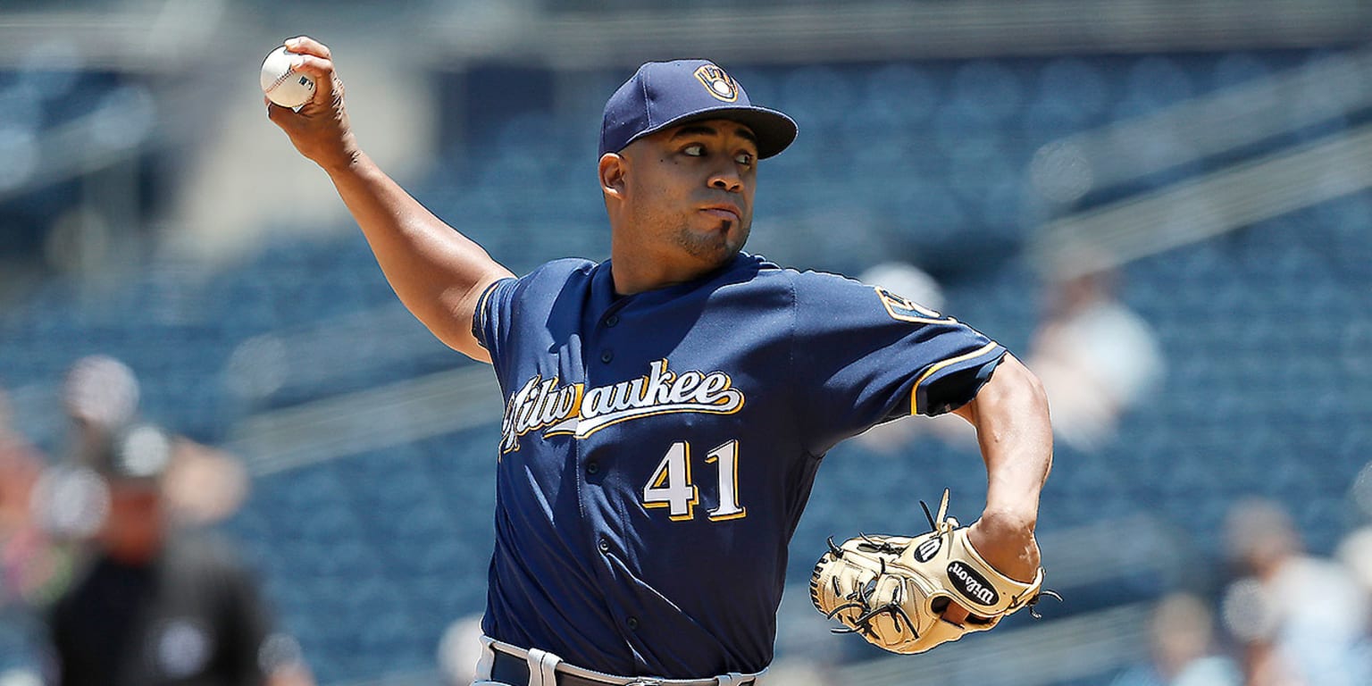 Junior Guerra struggles after challenged play