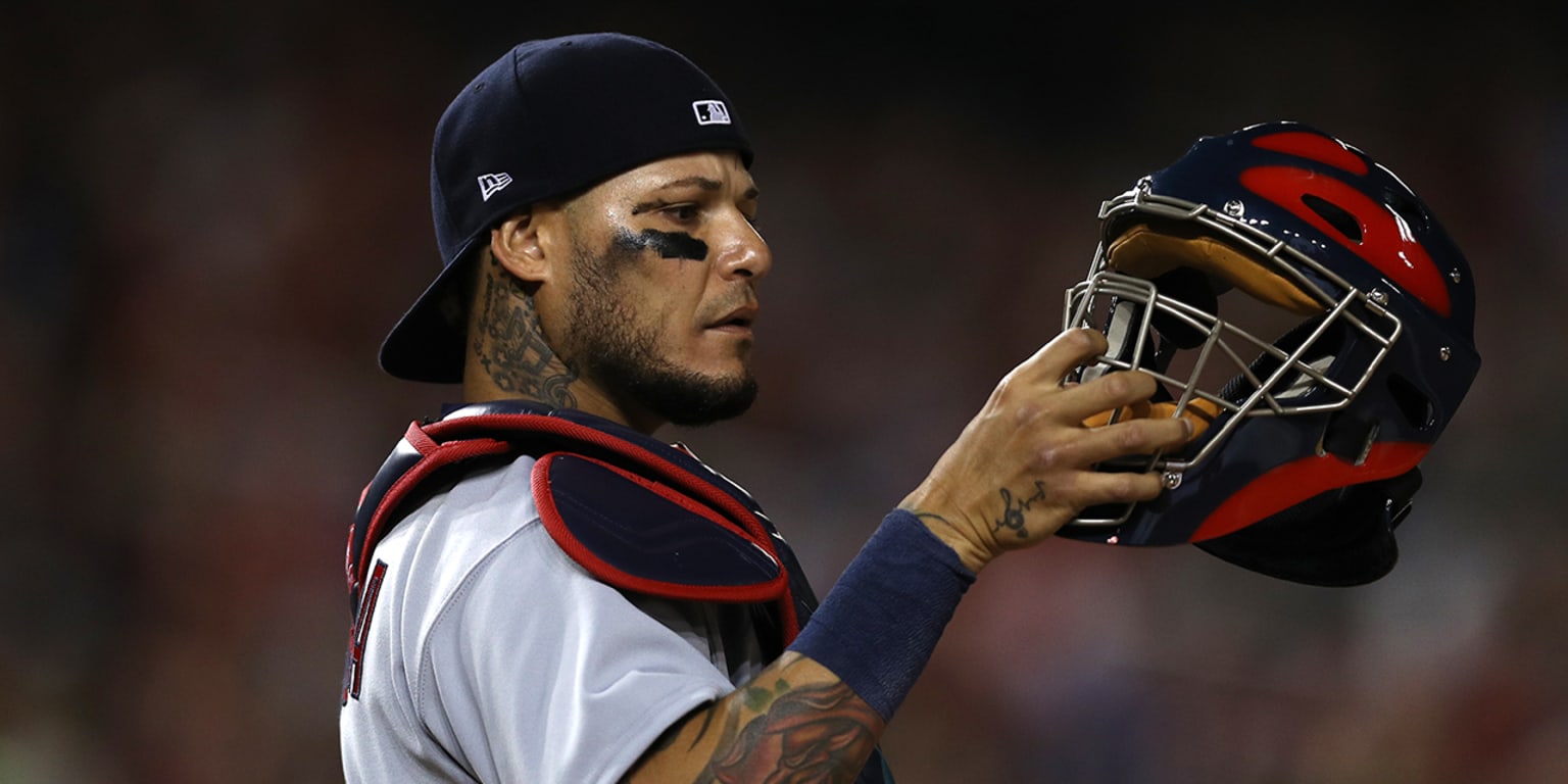 What Pros Wear: Yadier Molina's All-Star MVP2000 Mask (ASG 2017) - What  Pros Wear