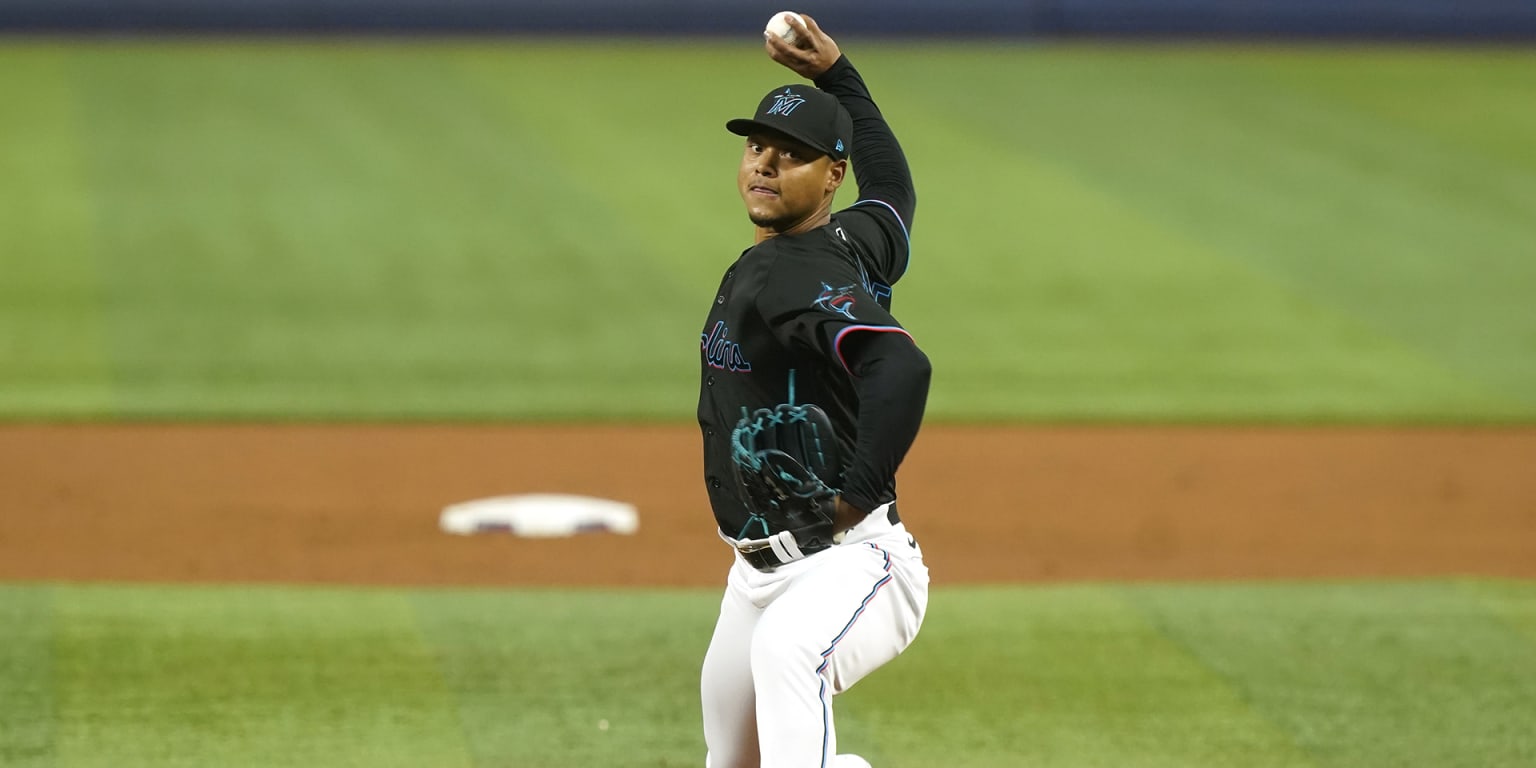 Is now the right time for Marlins to trade Elieser Hernandez