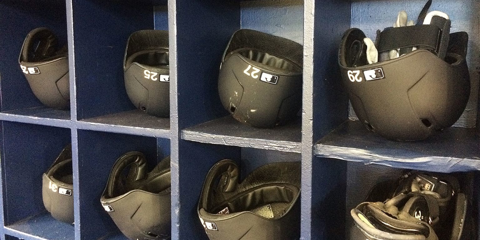 It's time for the Yankees to adopt matte helmets - Pinstripe Alley
