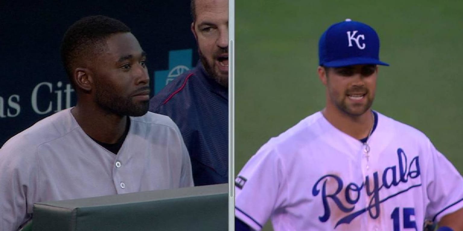 Jackie Bradley Jr., a South Carolina grad, has Boston Red Sox teammates who  attended Florida wear Gamecocks sweatshirt 