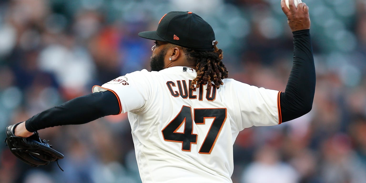 Johnny Cueto's 2022 option declined by Giants