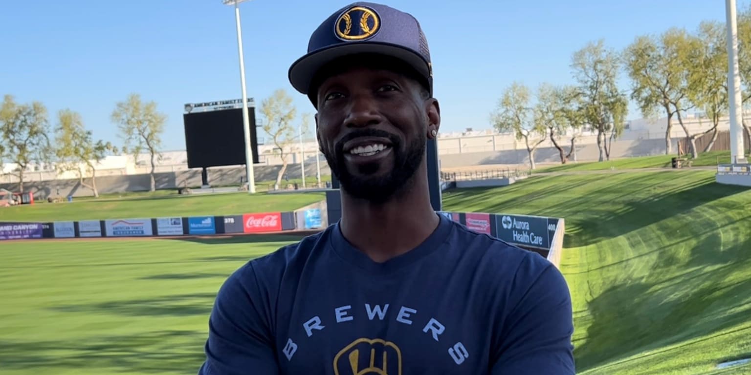 Andrew McCutchen reportedly agrees to terms with Milwaukee Brewers