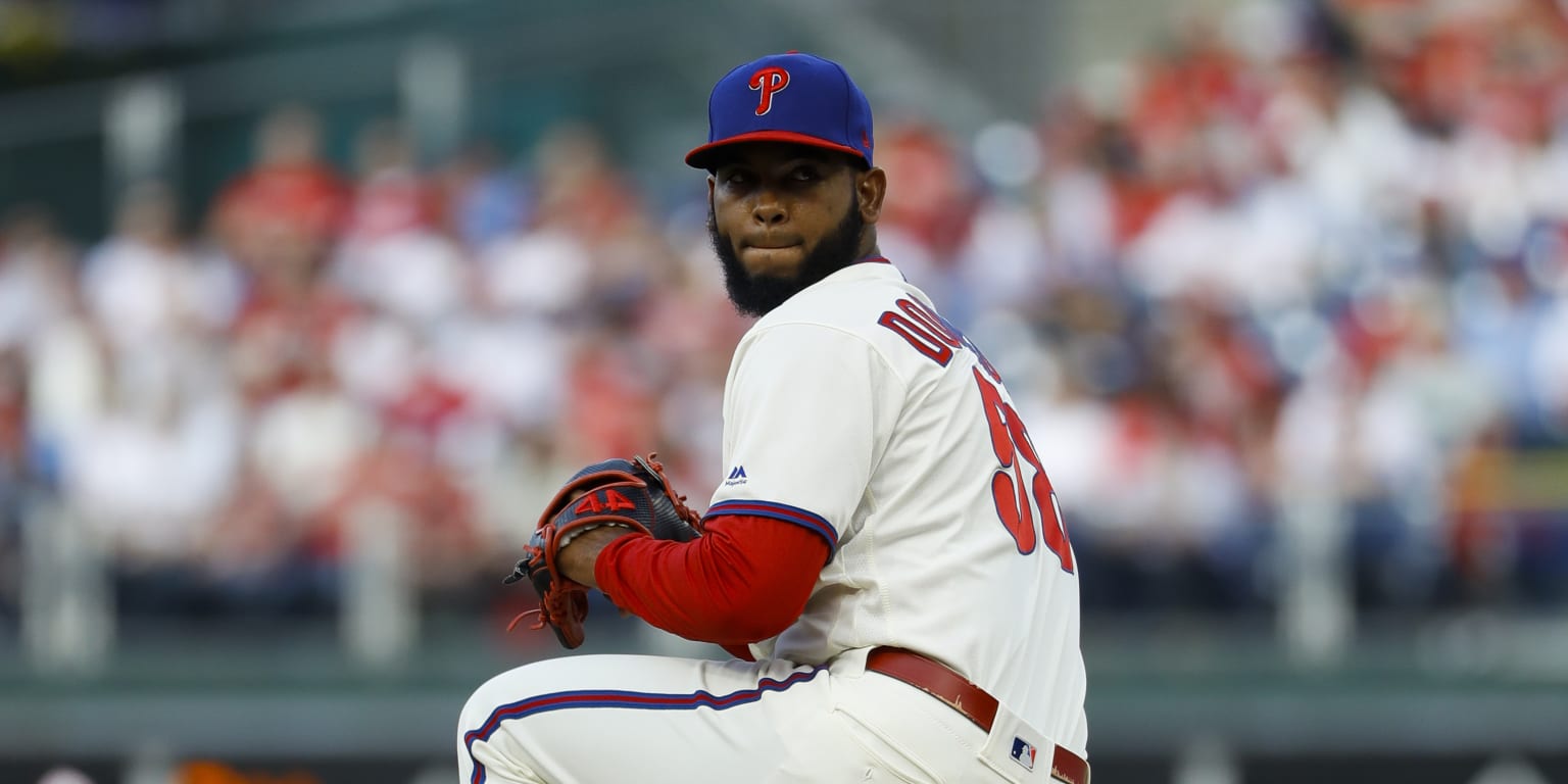 Does Phillies closer Seranthony Dominguez have a new injury
