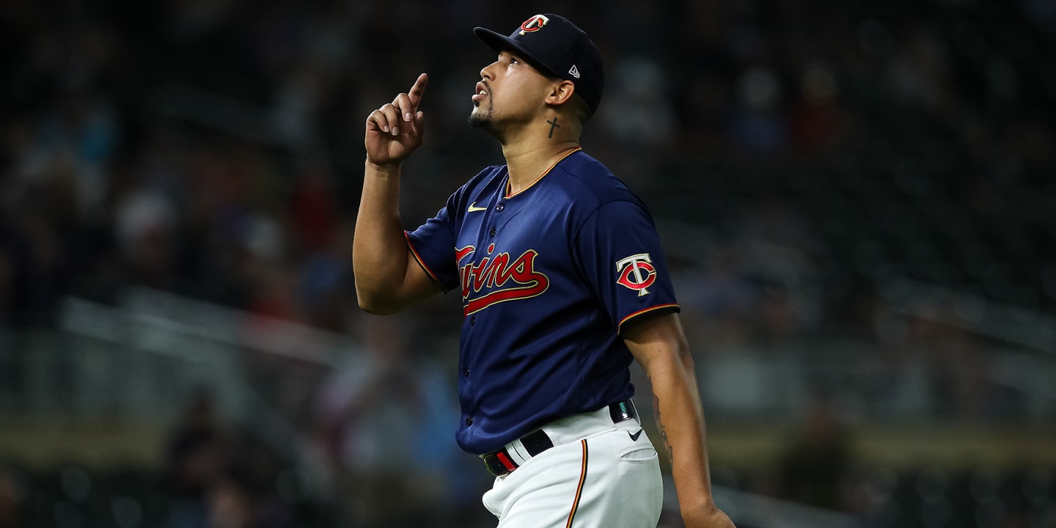 Twins Closer Jhoan Durán Throws MLB's Fastest Pitch in Five Years