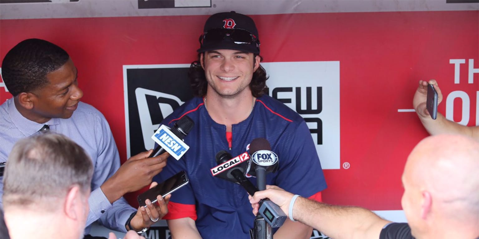 Andrew Benintendi White Sox Jersey, Andrew Benintendi Gear and Apparel