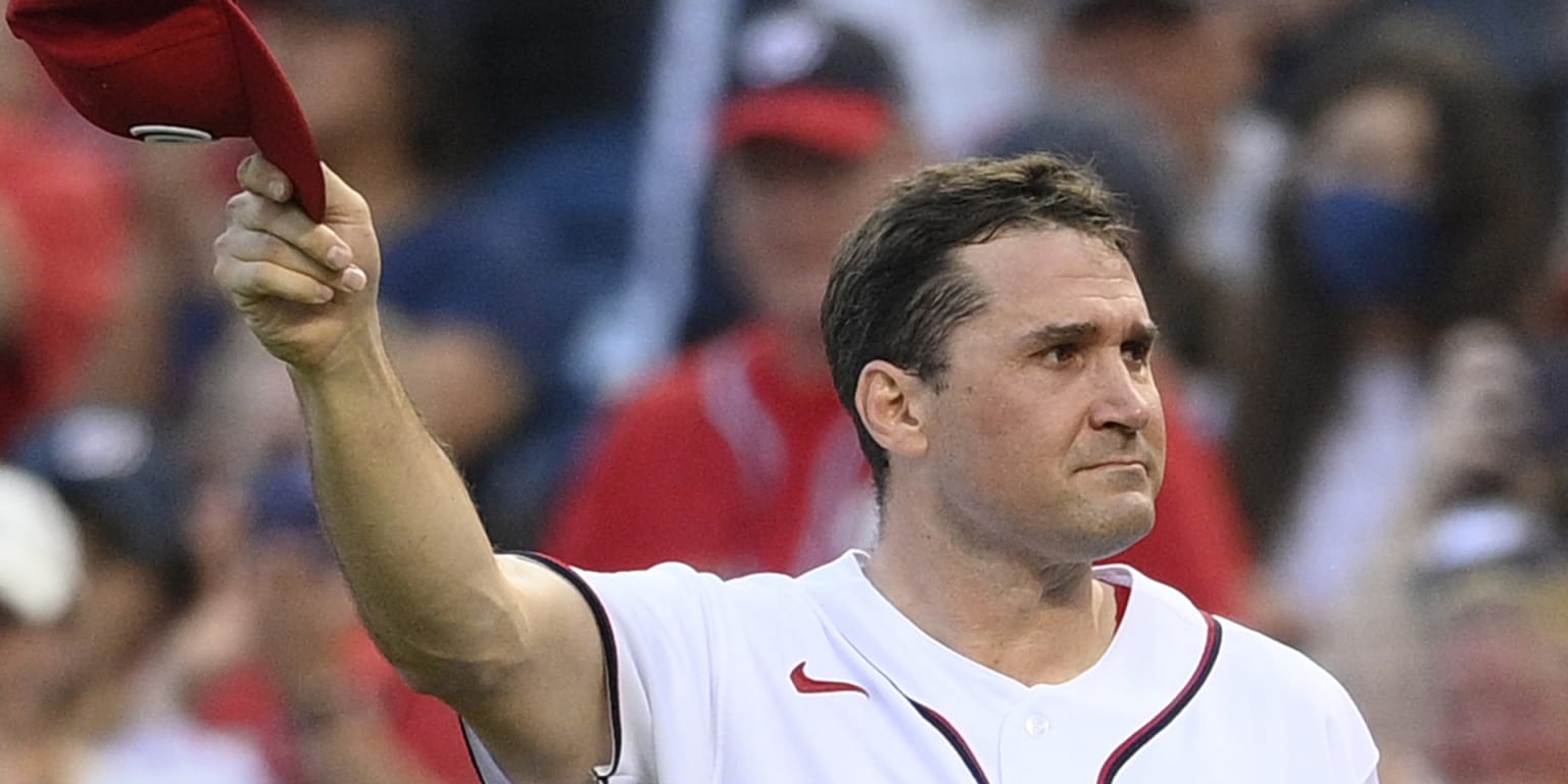 World Series: Davey Martinez teared up when Ryan Zimmerman hit homer