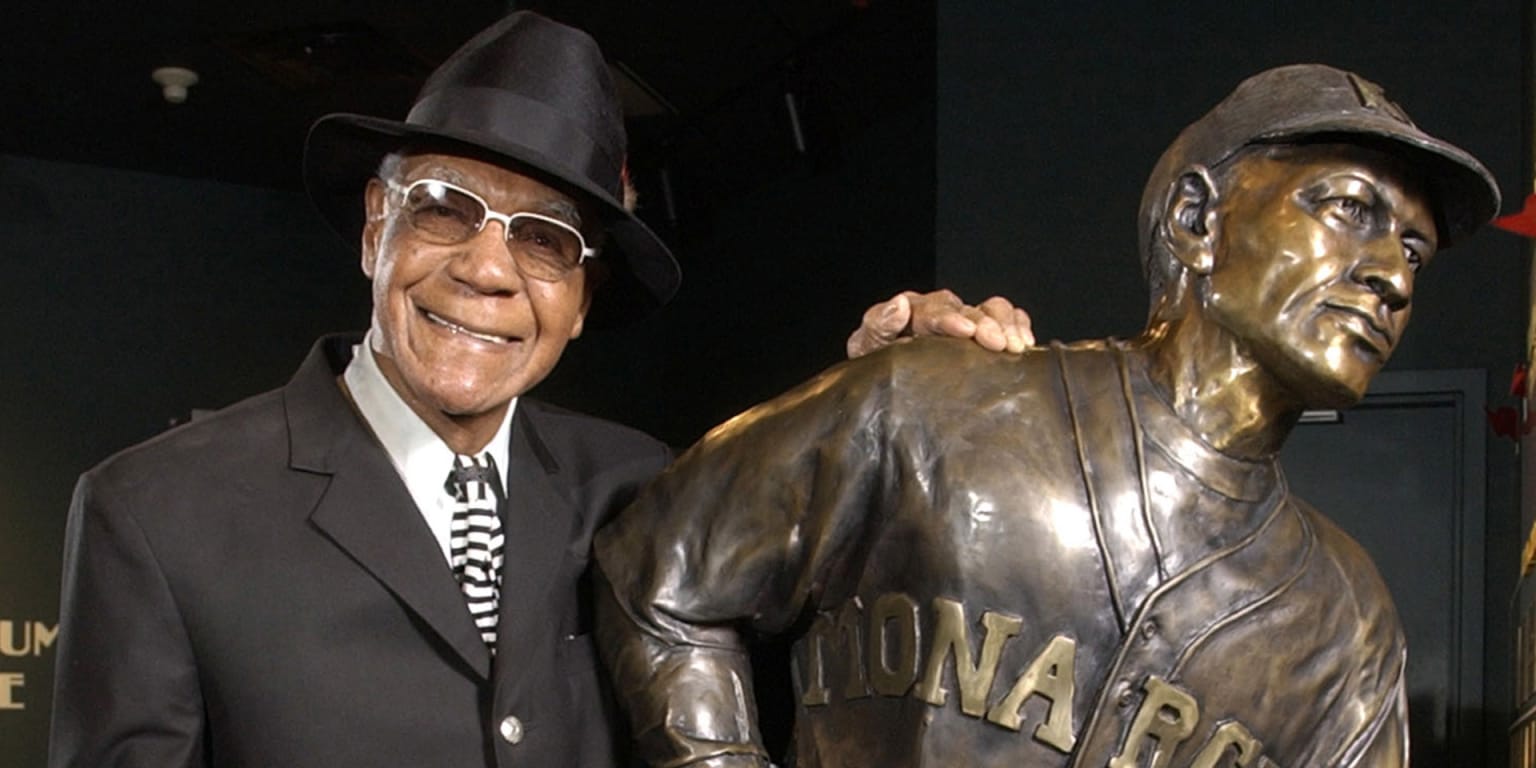 Negro Leagues Baseball Museum shares Buck O'Neil's story - MLB.com