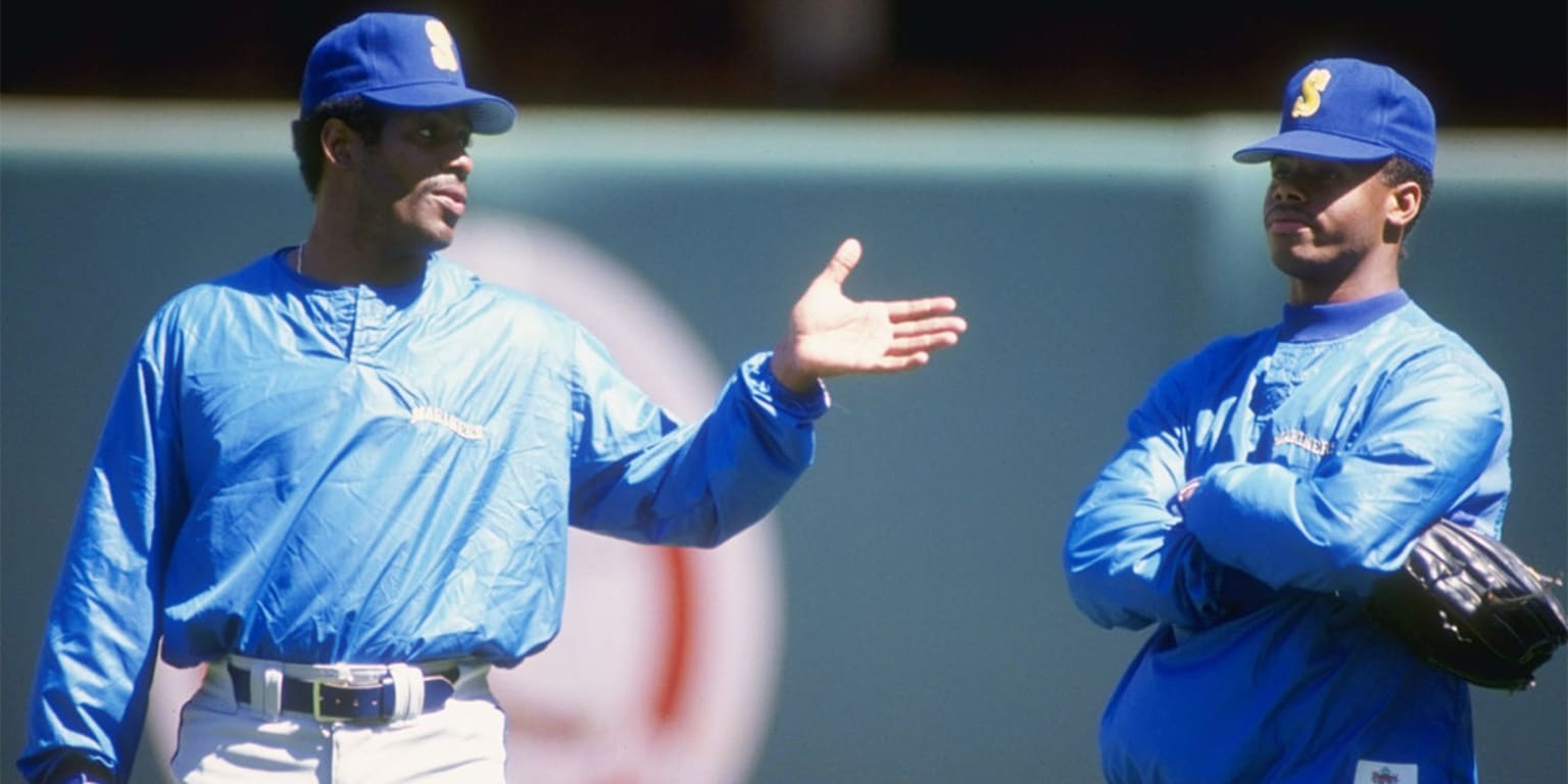 Ken Griffey Sr. and Jr. reflect Hall journey