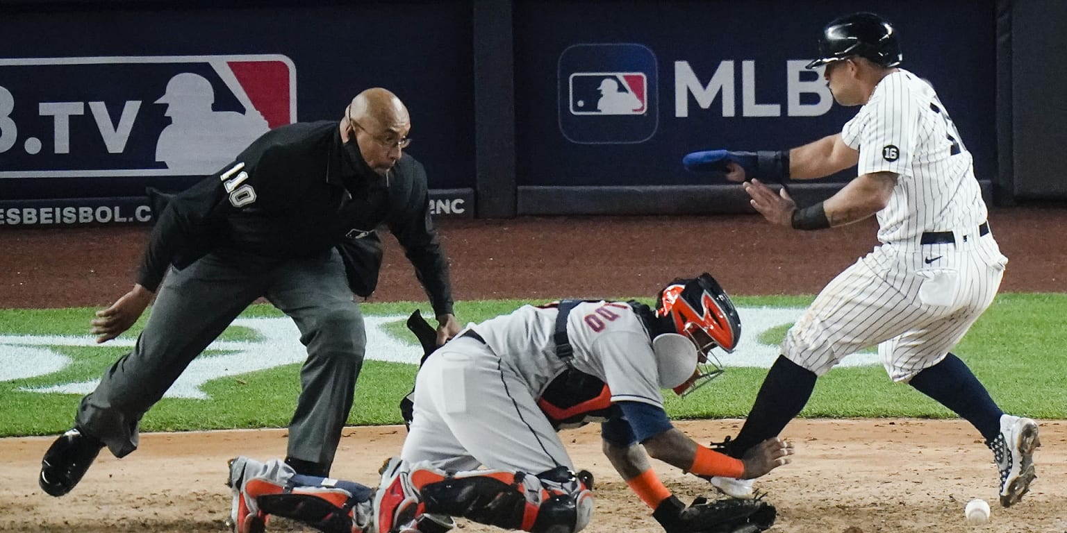 Yankees pitcher Carlos Rodón leaves his start against the Astros with  hamstring tightness