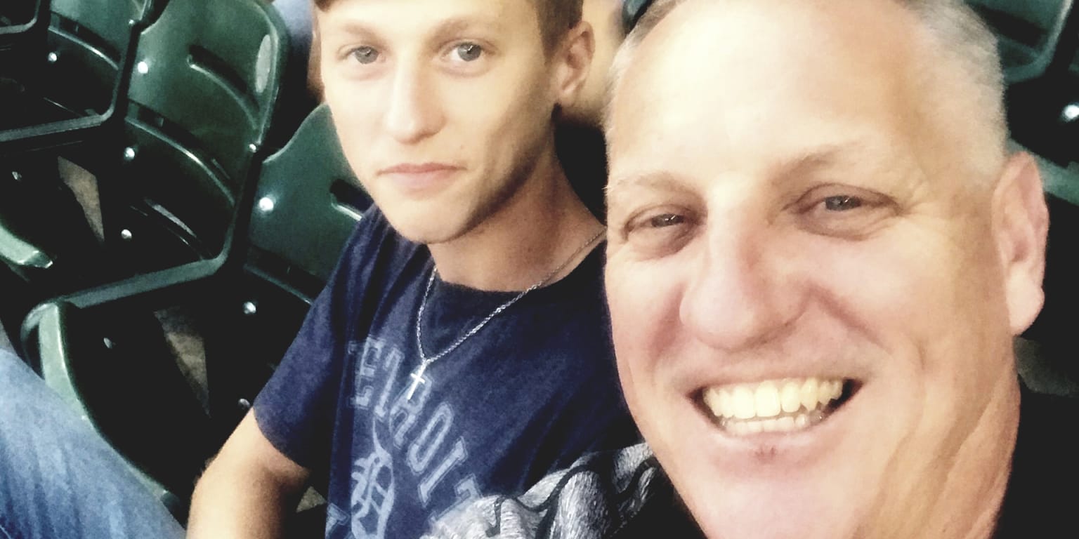 Edwin Jackson has been writing ‘CB’ on his cap