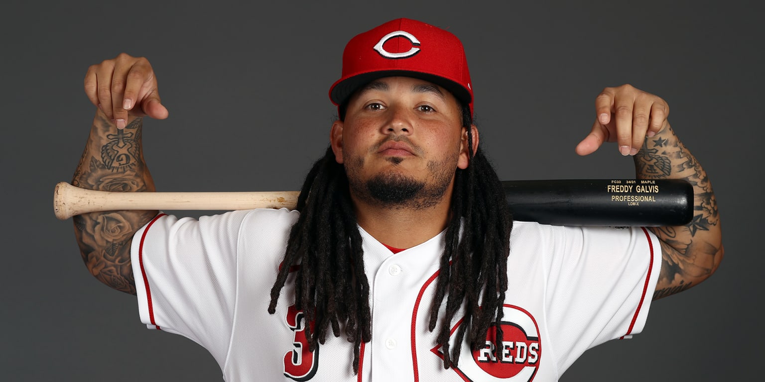 Freddy Galvis happy to be Reds shortstop