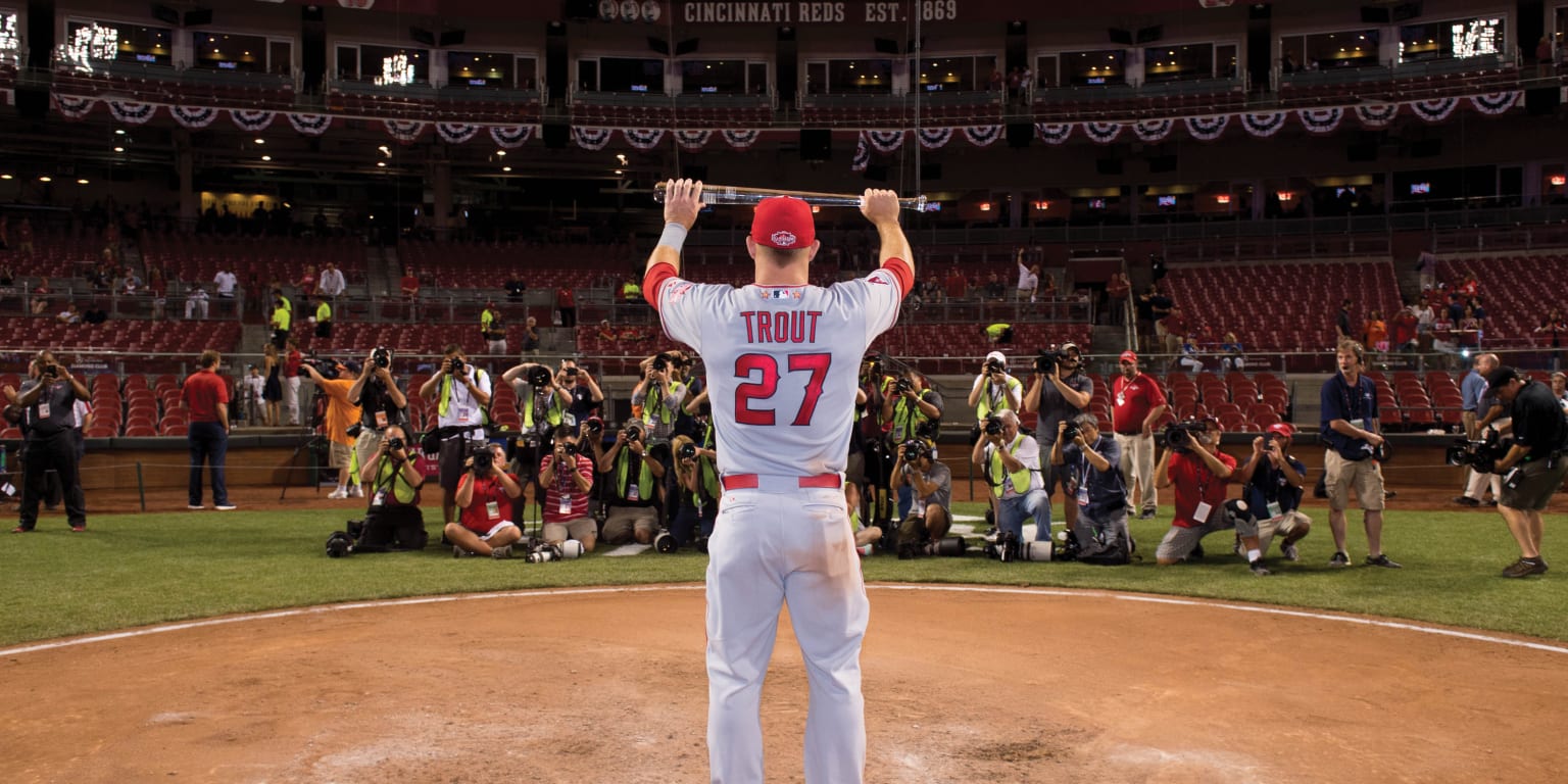 Jeter exits final All-Star Game to a standing ovation in 2014 