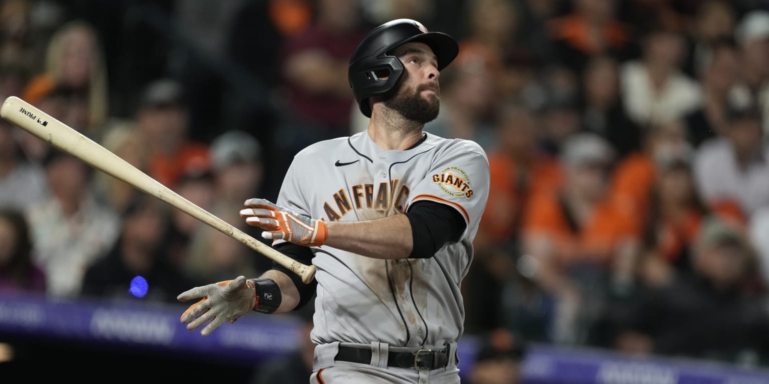 Brandon Belt to accept qualifying offer from Giants: Report