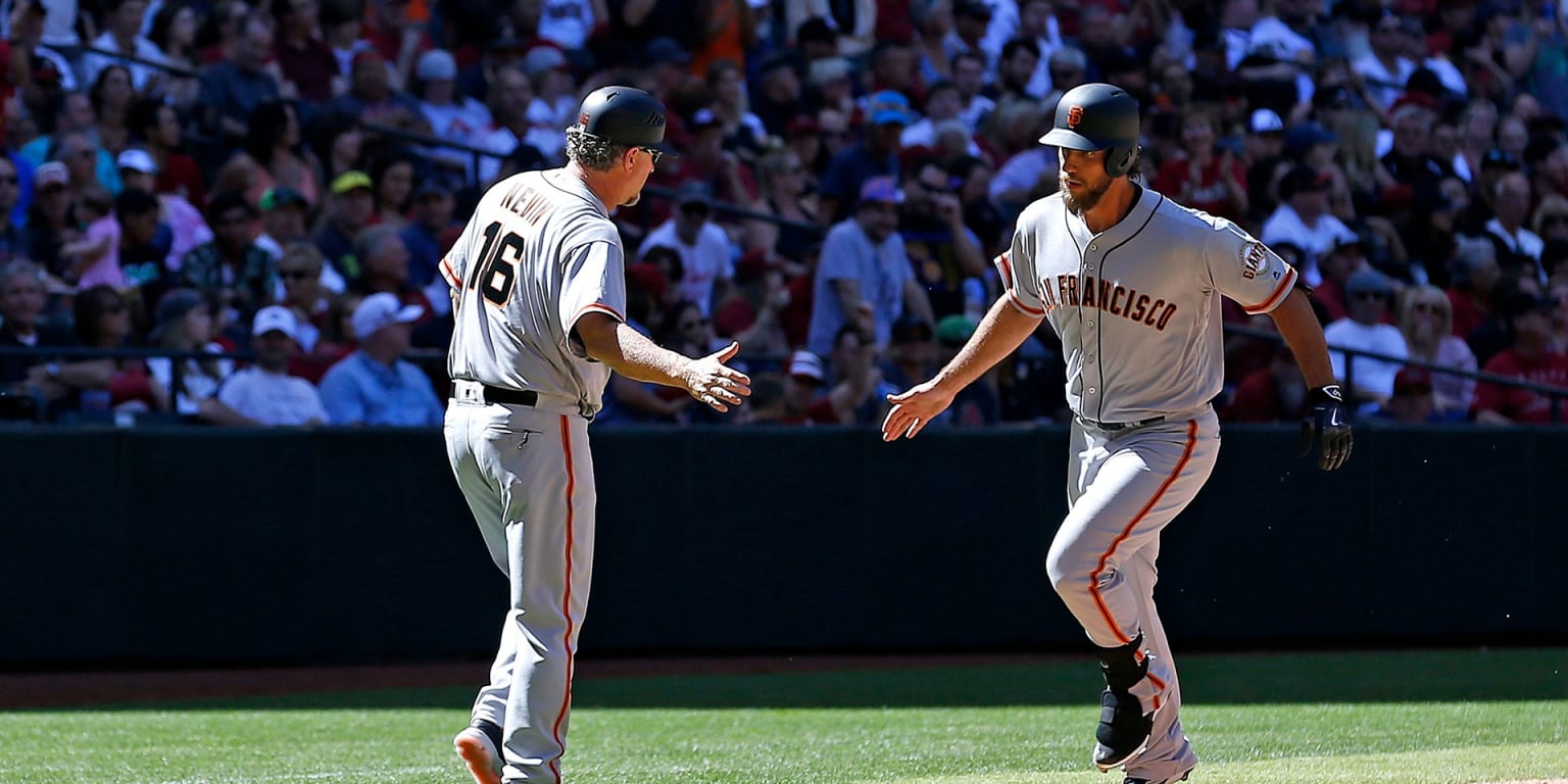 UPDATED: Joe Panik's three-run shot lifts Giants to seventh