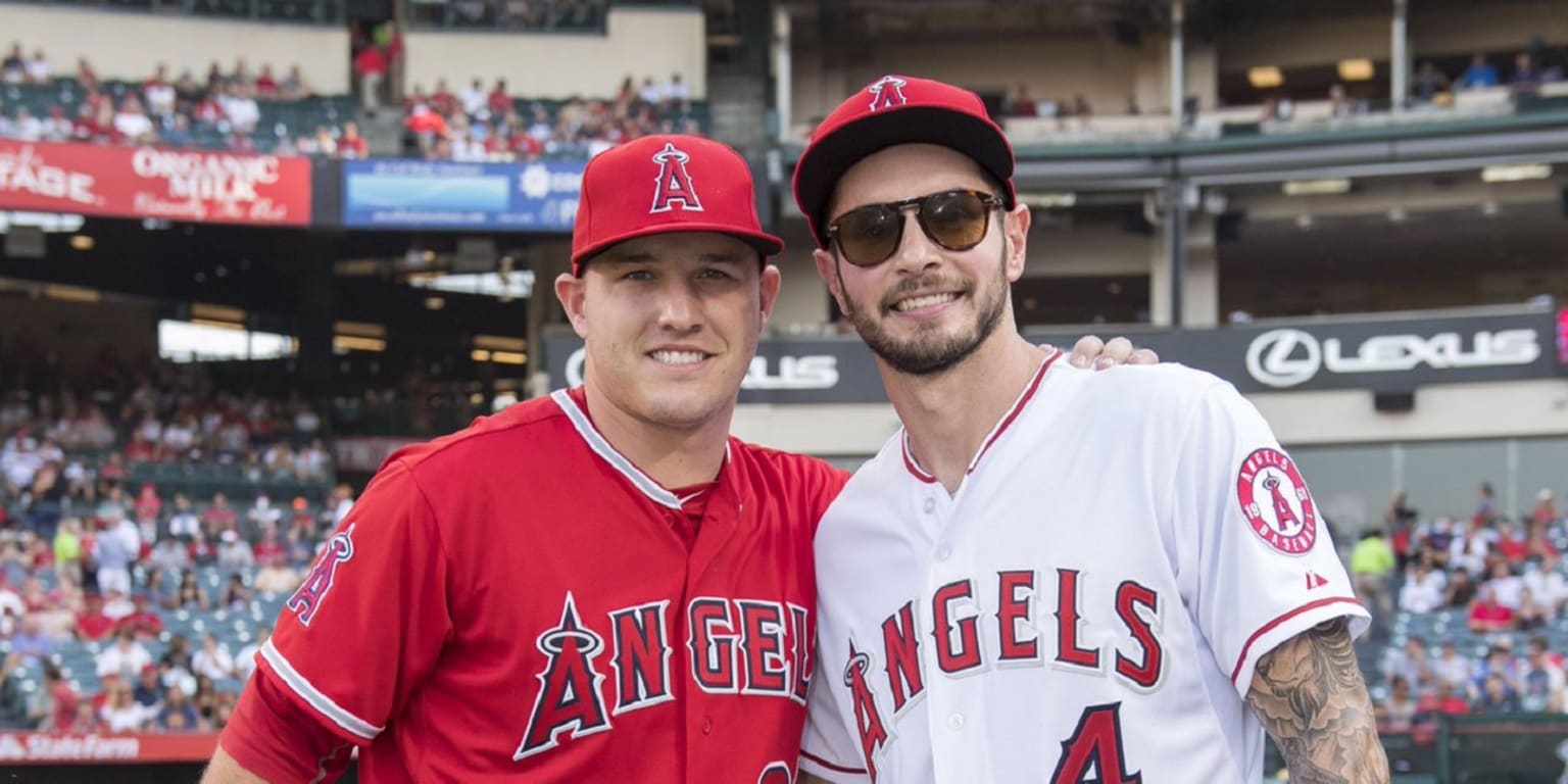 Los Angeles Angels - Bring the family to our game #AtTheBigA on