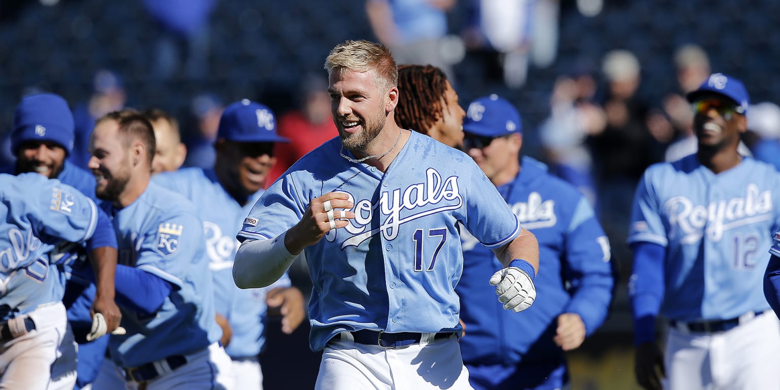 Merrifield, Dozier lead Royals past Twins 6-3