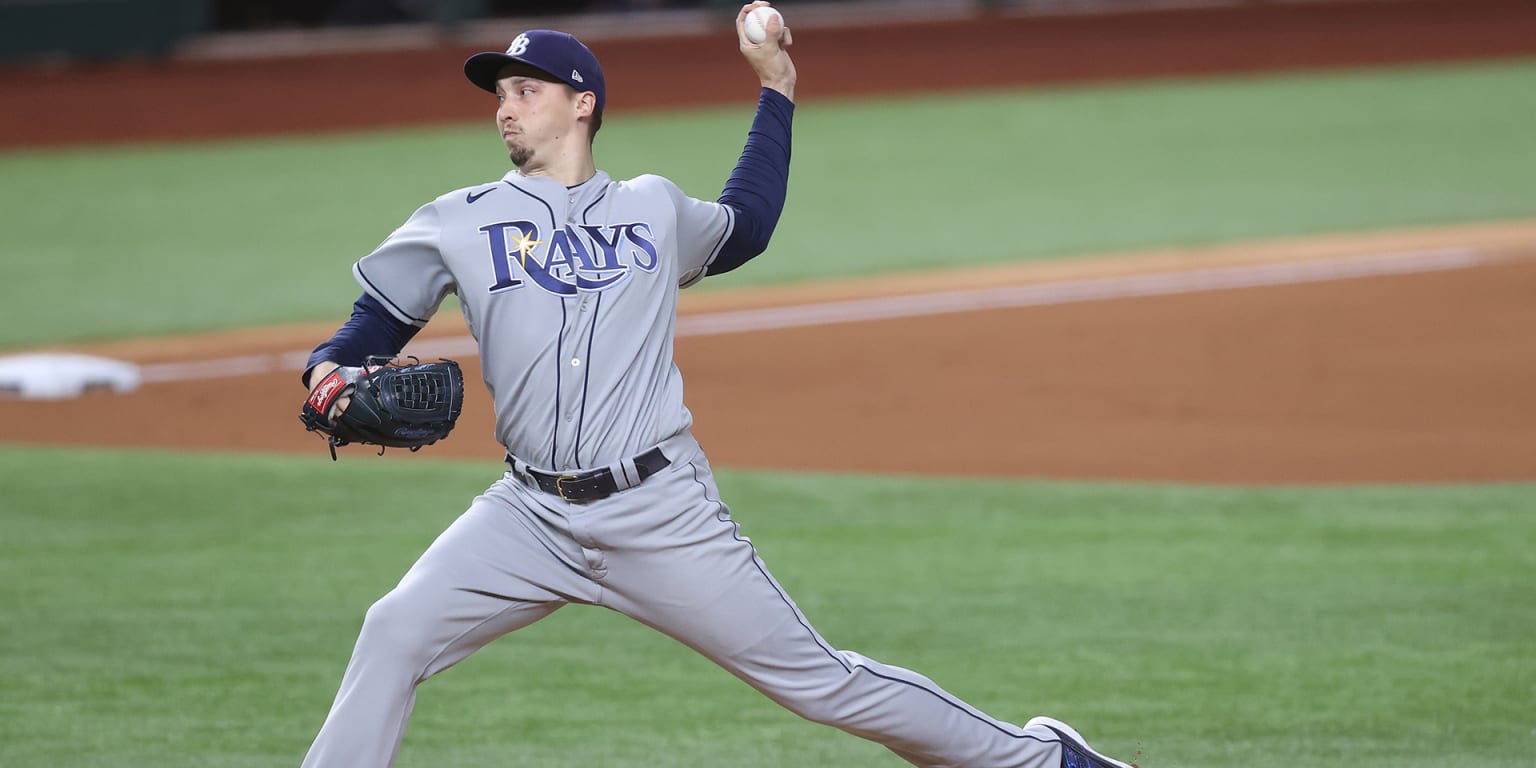 Blake Snell negotiated with Padres