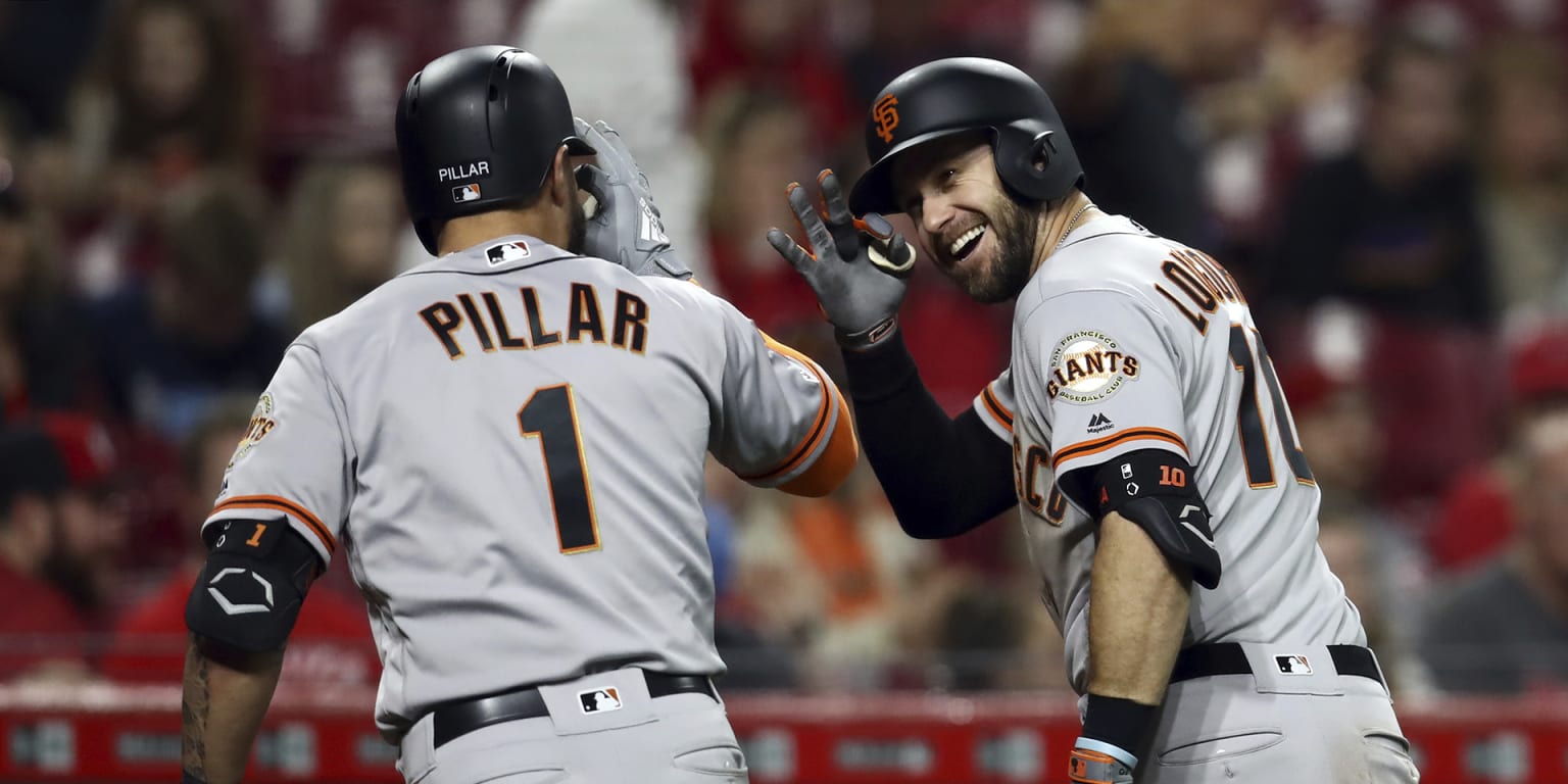 Giants beat Reds in historic comeback