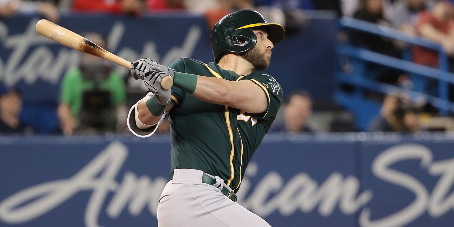 Dustin Fowler hits first career home run
