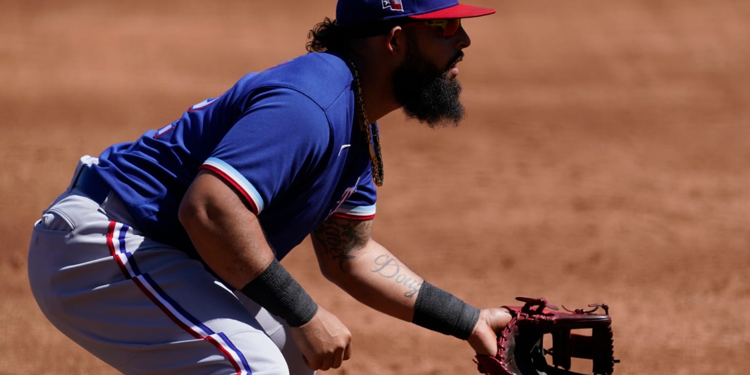 UPDATED: Yankees' Rougned Odor hurt, leaves game 