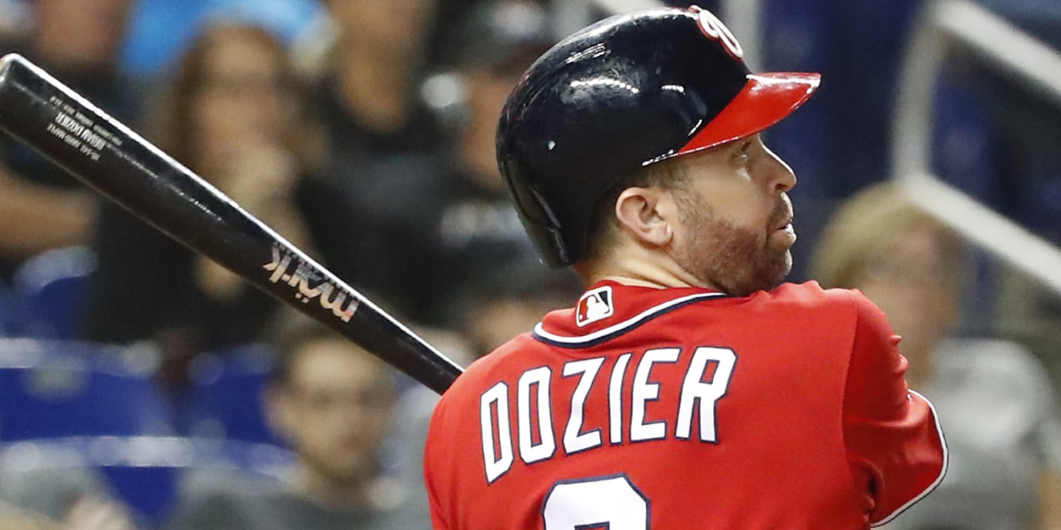 Padres release Brian Dozier