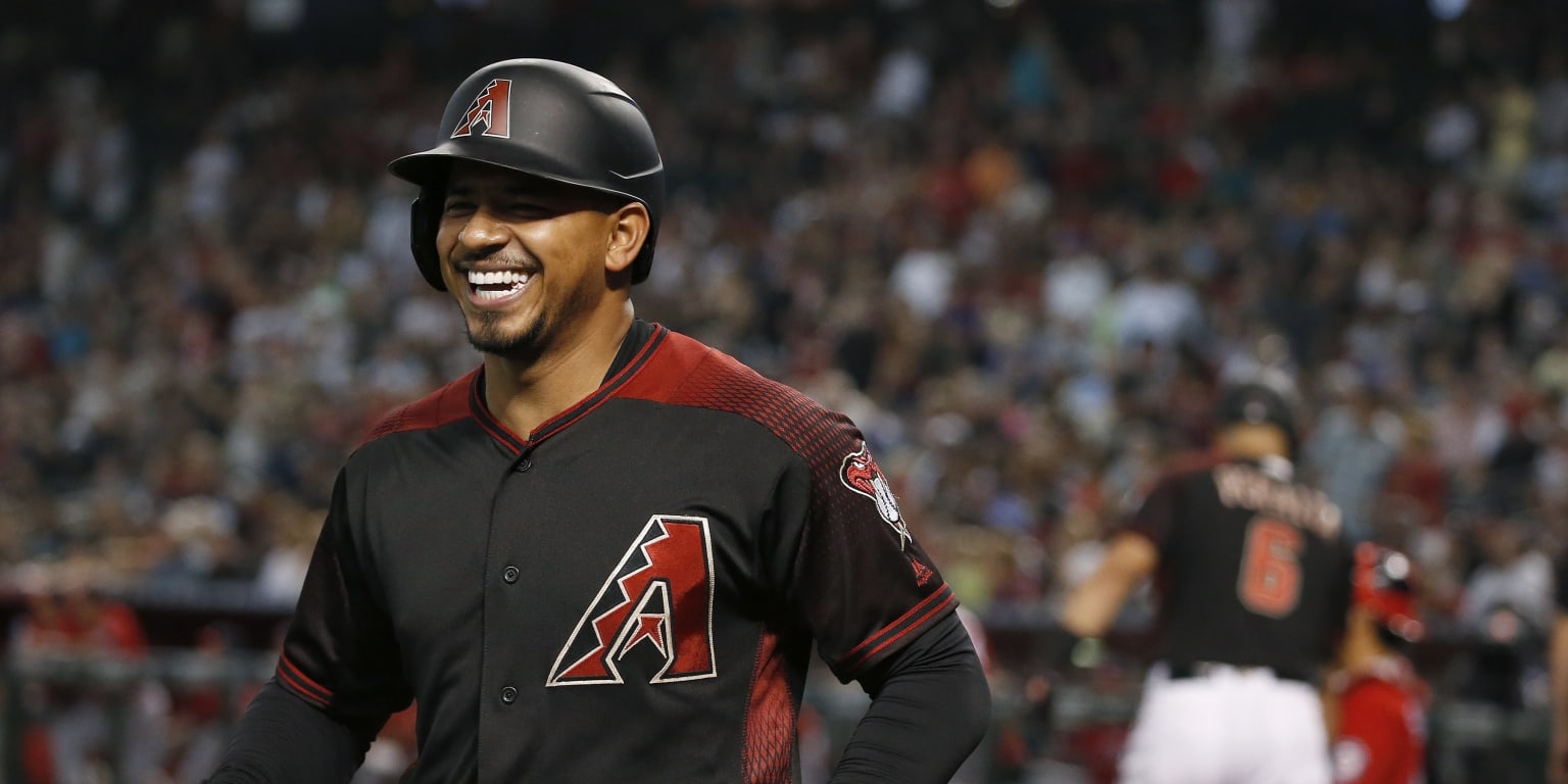 Eduardo Escobar thanks Twins fans better than any player has ever