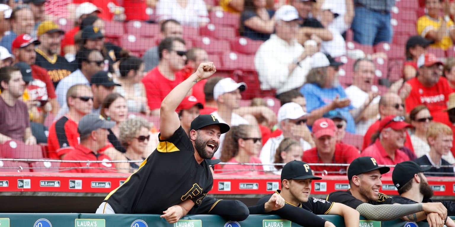 Pirates' win streak ends with 6-4 defeat to Cardinals