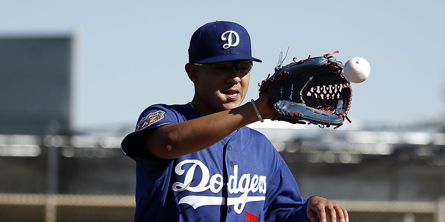 Teen pitcher Julio Urias to make debut for Dodgers against Mets