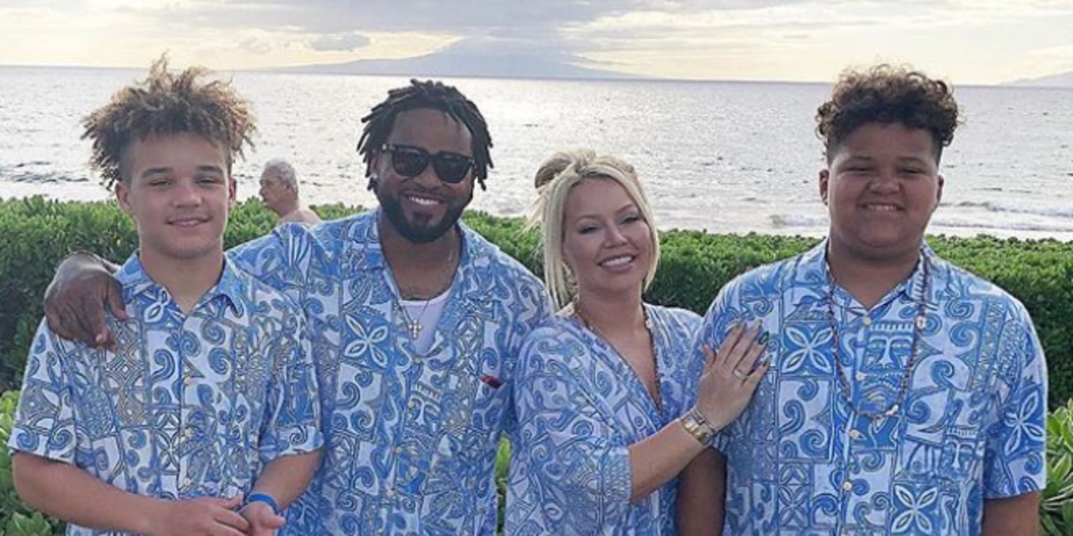 Prince Fielder's family wore matching outfits on vacation 