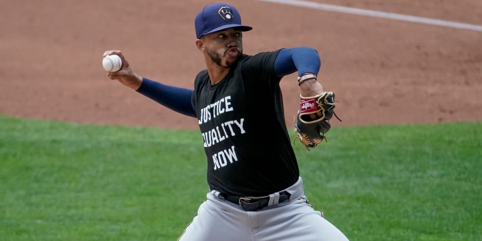 Lorenzo Cain, Devin Williams make spring debuts as Brewers beat