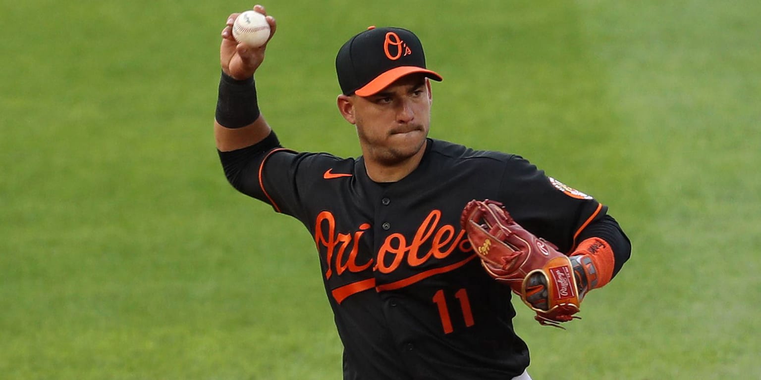 Hobbled by injury, Orioles shortstop Jose Iglesias excelled