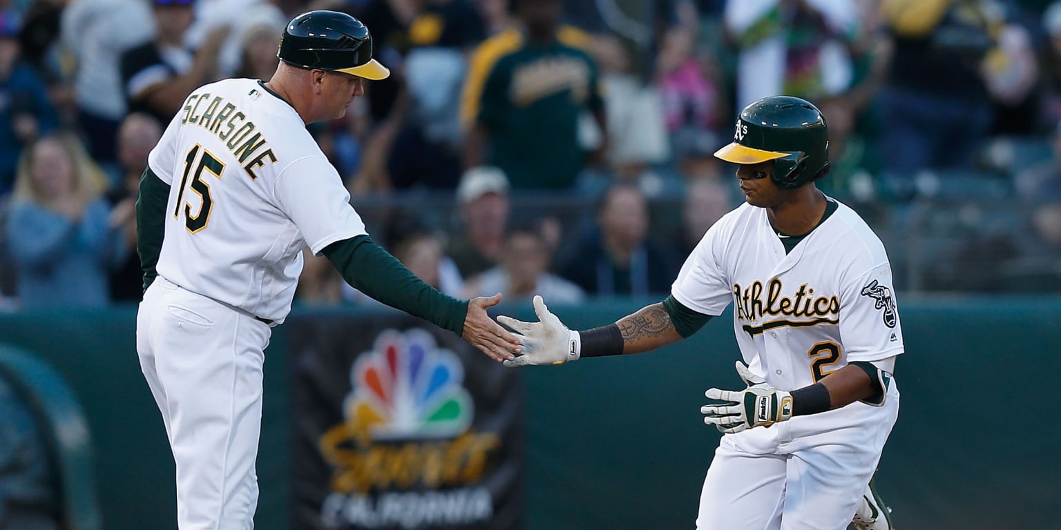 A's Khris Davis hits 40th homer vs. Rangers