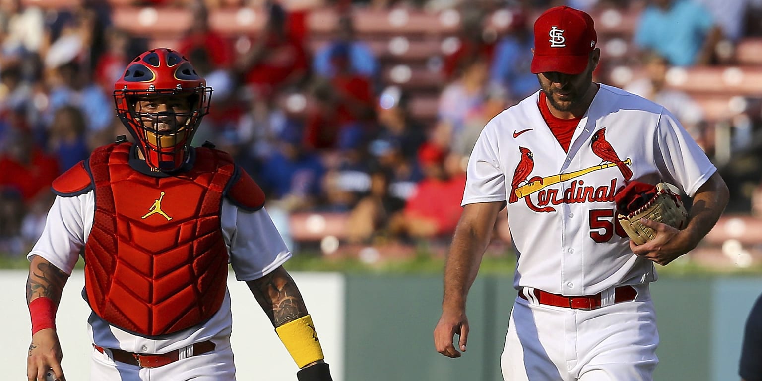 Wainwright, Molina make history, then lead Cards over Brews – KGET 17