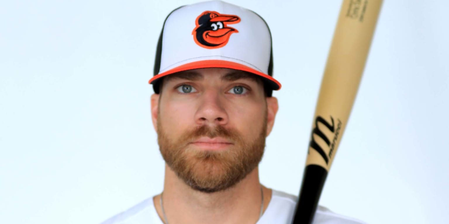 In disappointing season, Orioles' Chris Davis reaches two