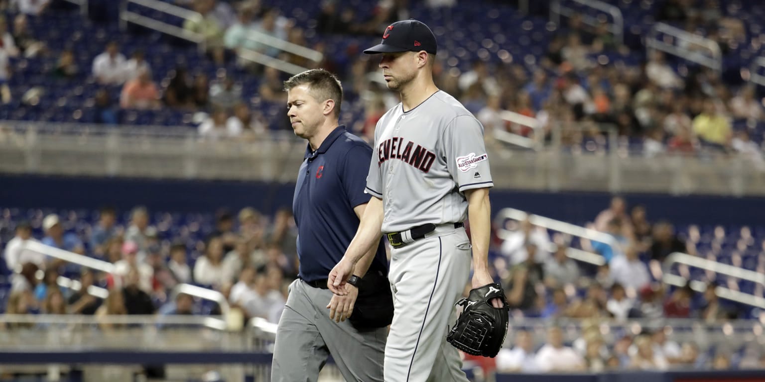 Indians ace Corey Kluber leaves minor league rehab start with abdominal  tightness - The Boston Globe
