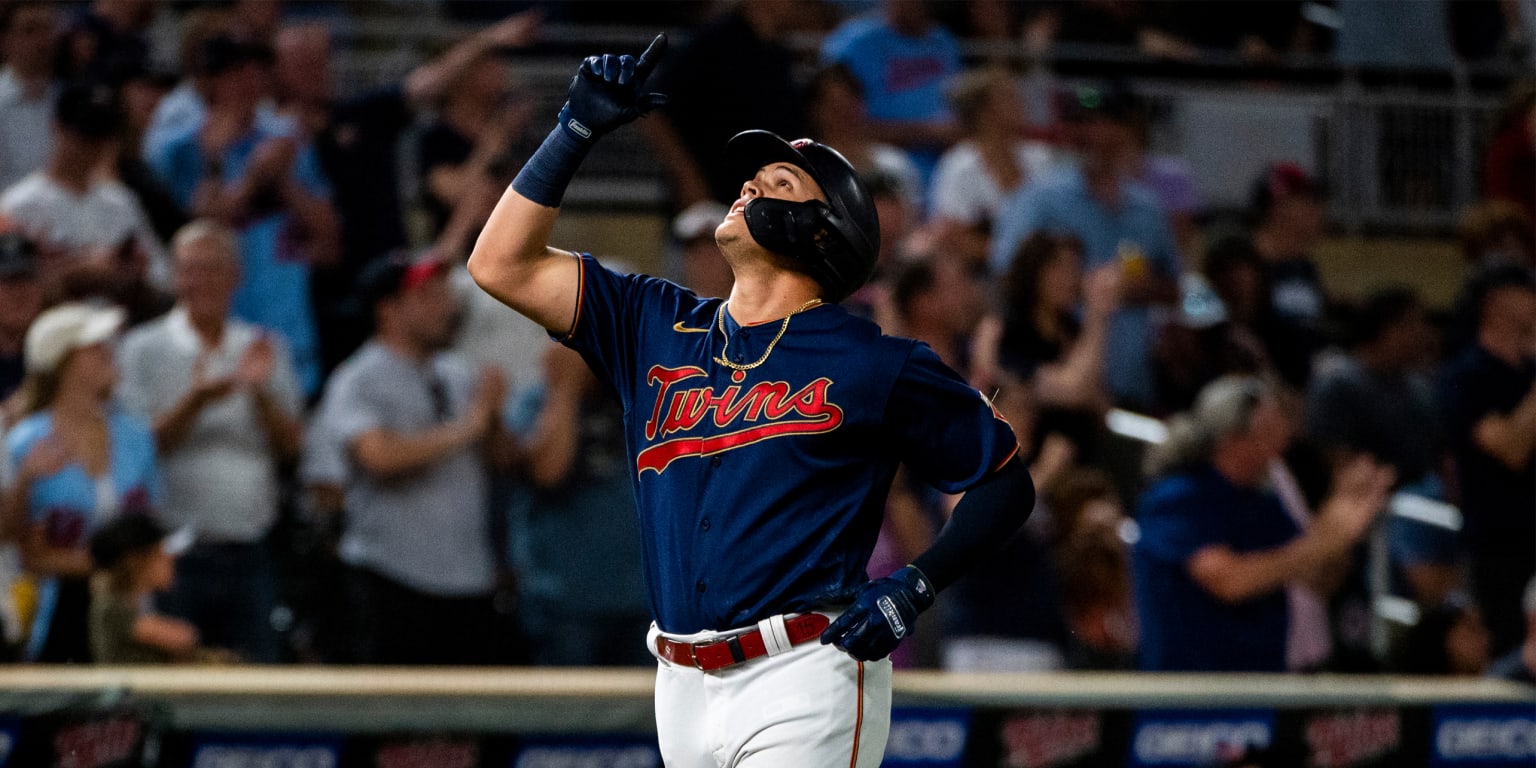 Twins lose to Guardians in 10 innings as bullpen collapses one