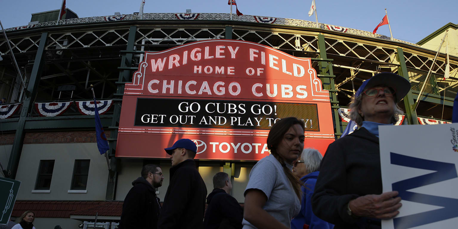 Wrigley Field Cubs Renovation Jumbotron Approved