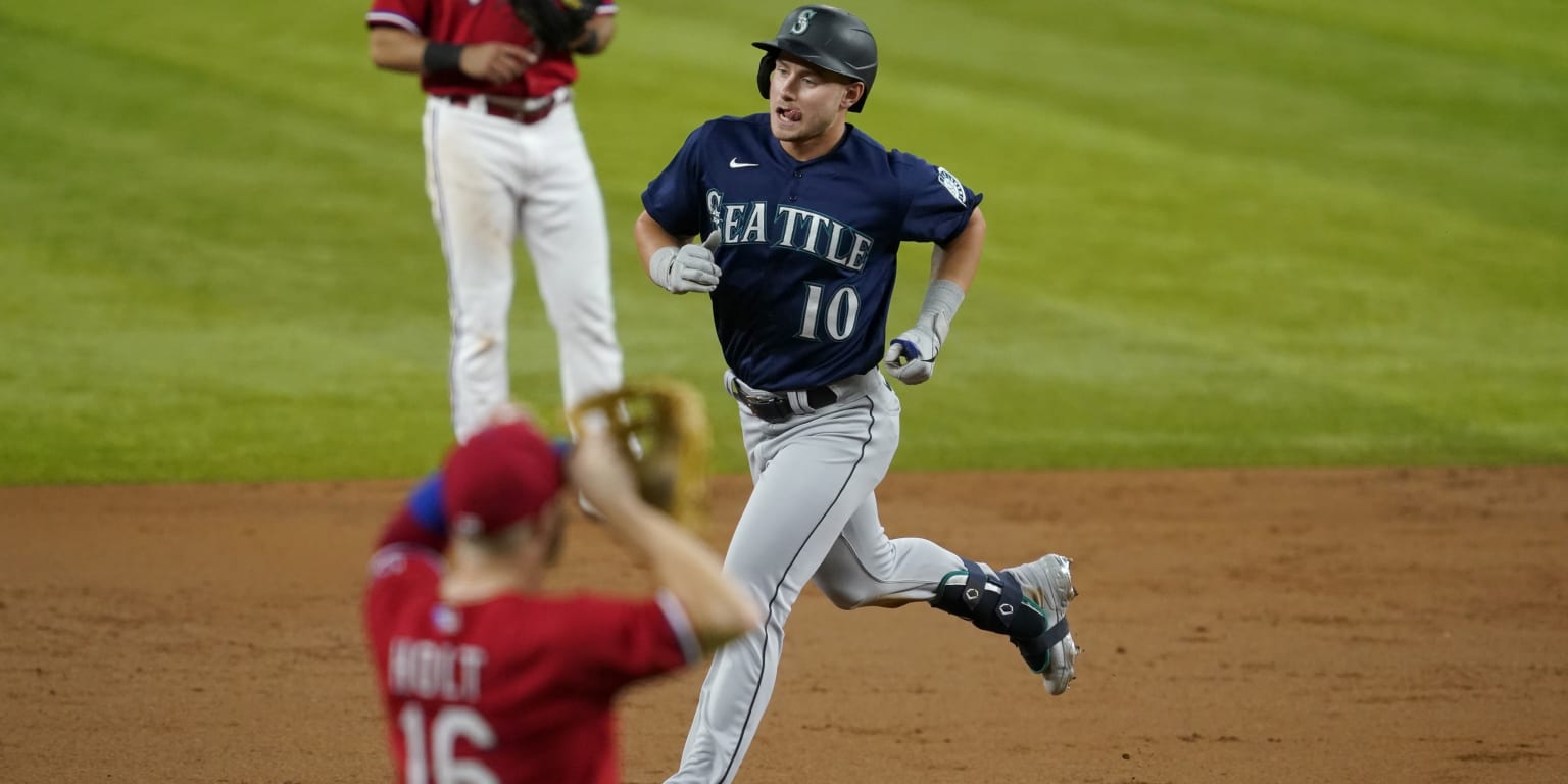 Jarred Kelenic hits a home run in win over Rangers