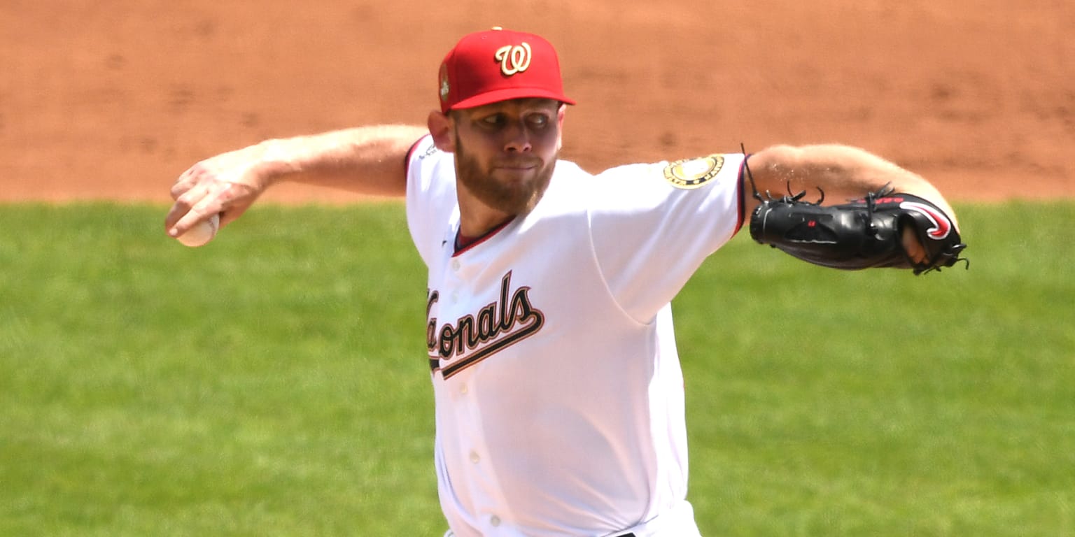 Stephen Strasburg Elbow Injury Causes Him to Leave Game