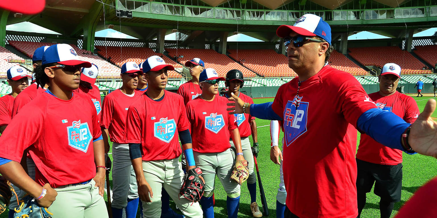 Mariners closer Edwin Diaz ready to go help devastated Puerto Rico