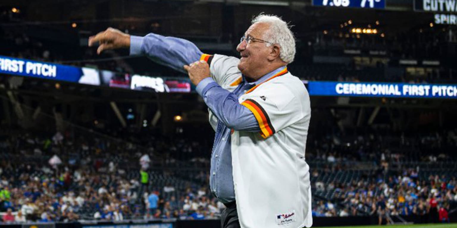 Ted Leitner on the San Diego Padres relationship with the military